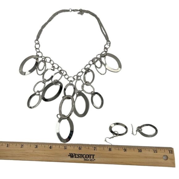 Silver Bubble Oval Cascade Necklace and Earring Set - Picture 14 of 14